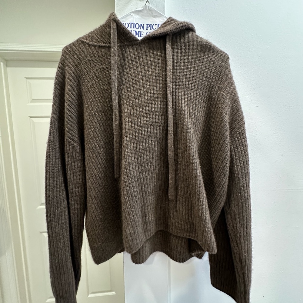 NWOT Quince cashmere hoodie